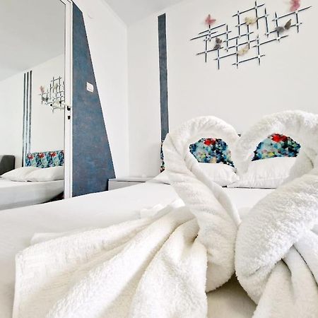 Ares Hotell Constanţa Exteriör bild