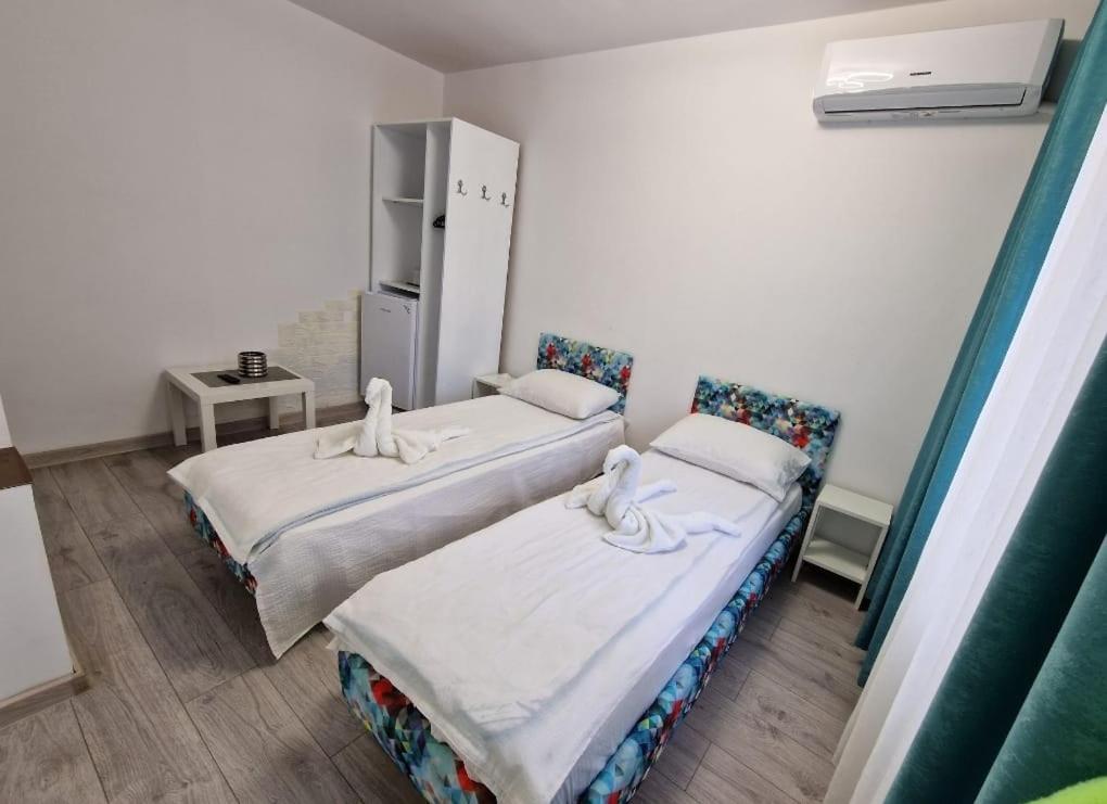 Ares Hotell Constanţa Exteriör bild